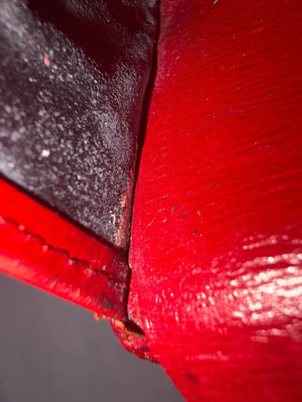 Red Epi Leather LV/Louis Vuitton Wallet March 1995. COA included